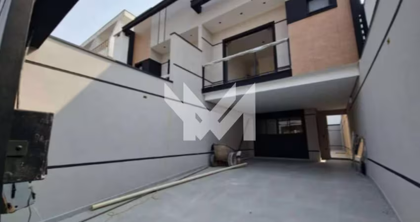 Sobrado Parque Vitória com 3 suítes e 4 vagas de garagem