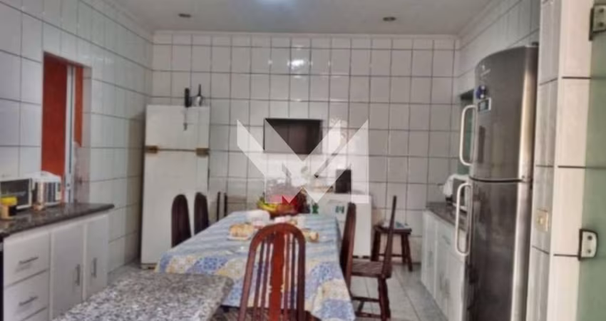 Sobrado 3 Quartos, 2 suítes e ampla garagem para 10 carros a venda, Vila Maria
