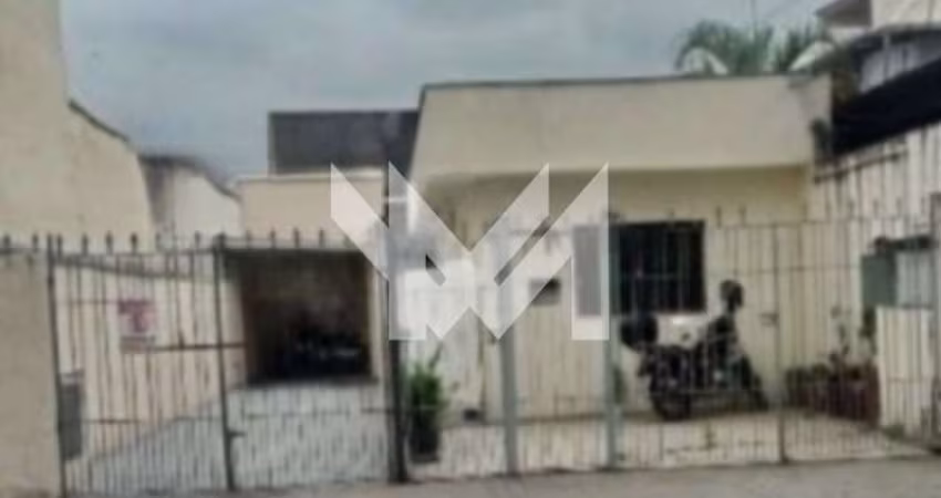 240M² com 2 casas e 2 vagas, Vila Maria Baixa