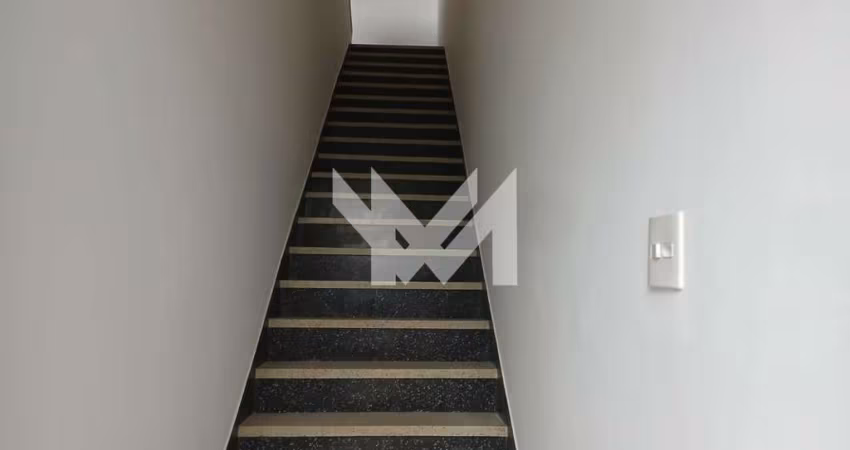 Casa Assobradada para Locação ? Vila Ede