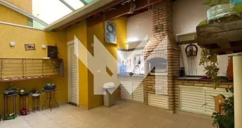 Sobrado à venda na Vila Sabrina 220m² de área construída