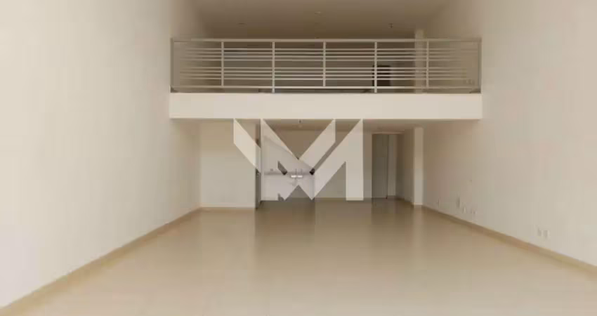 Salão de 220m² com mezanino para locação no tucuruvi
