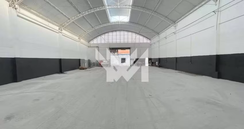 GALPÃO DE 2000m² COM ESCRITÓRIOS E CABINE PRIMÁRIA PARA LOCAÇÃO NO PARQUE NOVO MUNDO