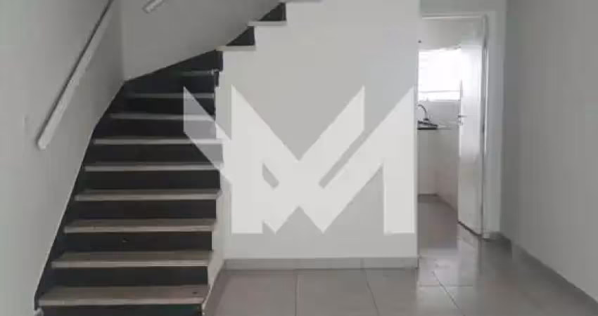 Sobrado para locação com 3 quartos | 80m² | 1 vaga coberta
