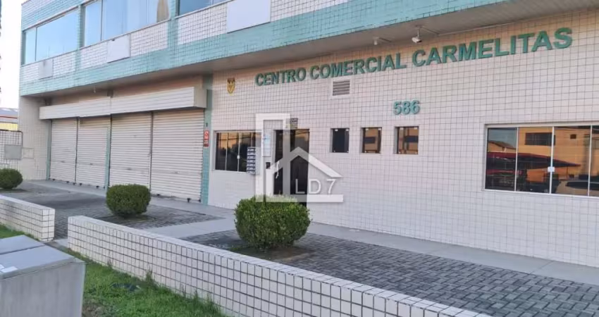 Sala comercial para alugar na Rua das Carmelitas, 586, Hauer, Curitiba