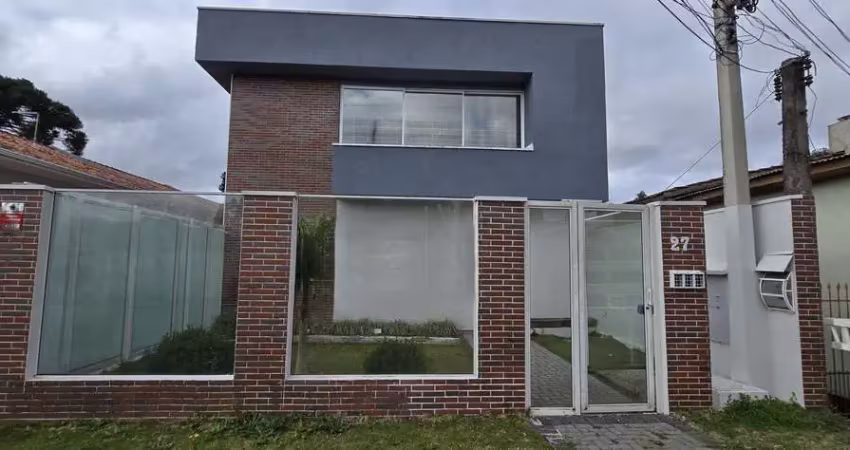 Casa comercial à venda na Rua Antônio Daniel Dalcuche Filho, Uberaba, Curitiba