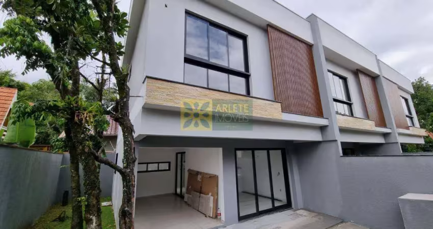 Casa com 2 quartos à venda na Rua Ametista, 199, Mariscal, Bombinhas