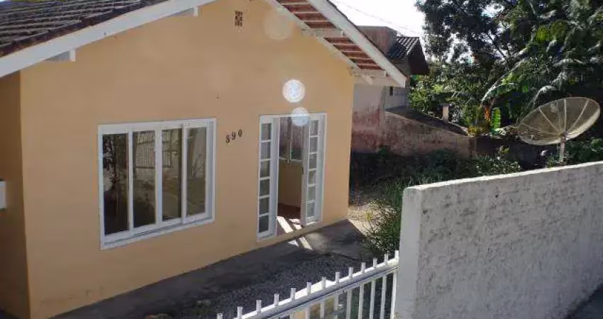 Casa com 3 quartos à venda na Rua Carlos Antônio Da Silva Filho, 890, Centro, Porto Belo