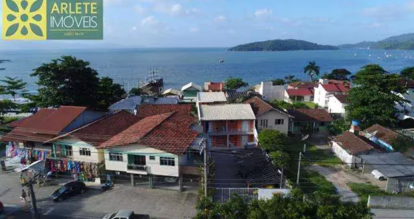 Apartamento com 1 quarto para alugar na AV. GOV. CELSO RAMOS, 1395, Centro, Porto Belo