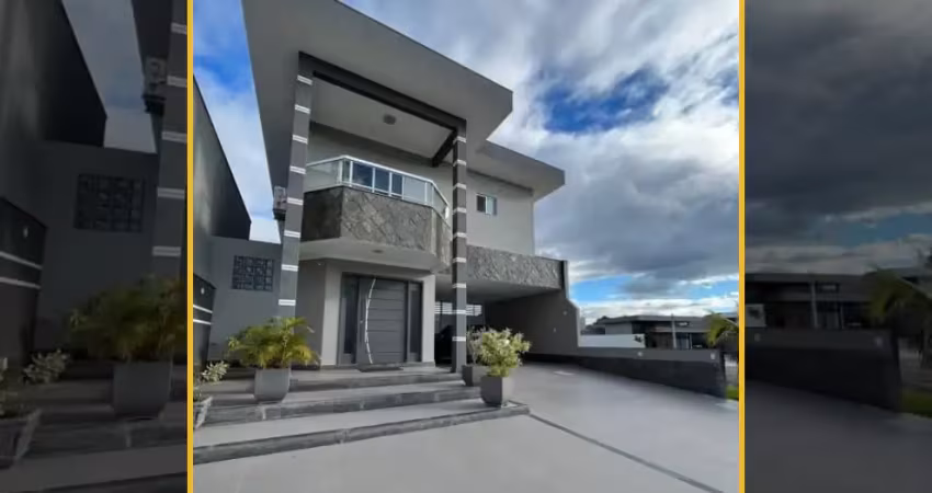 VENDO LINDA CASA COM 3 DORMITÓRIOS NO VALE DOS CRISTAIS EM MACAÉ