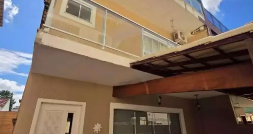 Vendo maravilhosa casa com 3 suítes na mariléia em rio das ostras