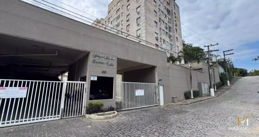 Alugo ótimo apartamento com 2 dormitórios na granja dos cavaleiros em macaé