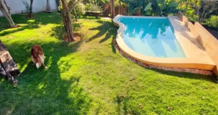 Vendo casa espetacular com 5 dormitórios e piscina no vale dos cristais em macaé
