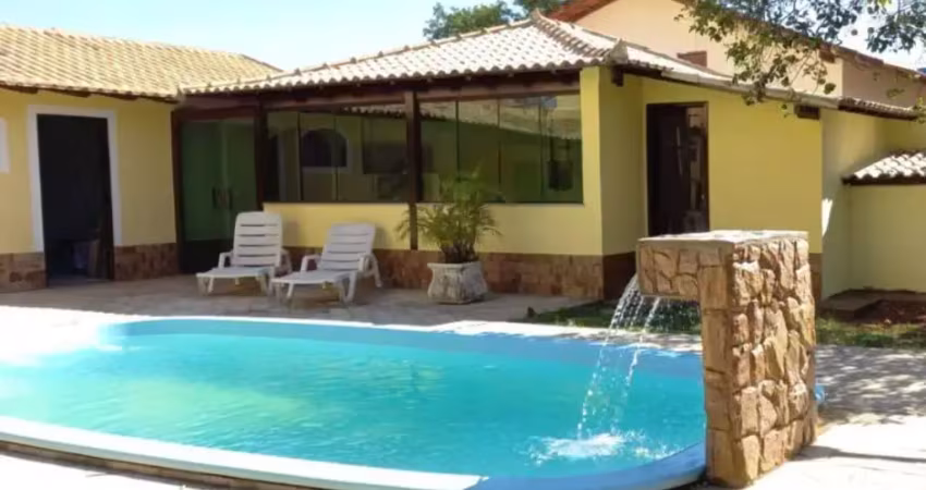 Vendo casa espetacular com 5 dormitórios na enseada em rio das ostras