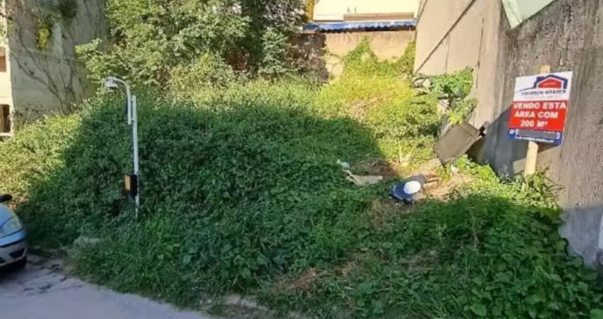 Vendo ótimo terreno de 200 mt na granja dos cavaleiros em macaé