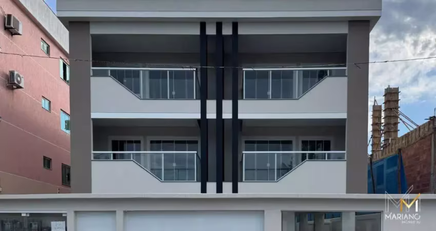 Vendo lindo apartamento com 2 dormitórios em costa azul em rio das ostras