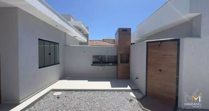 Vendo linda casa com 2 dormitórios e churrasqueira no jardim campomar em rio das ostras