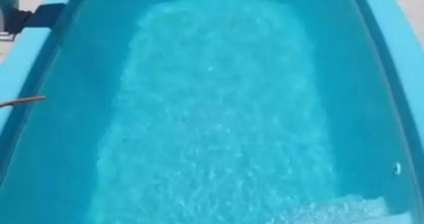 Vendo maravilhosa casa com piscina na extensão serramar em rio das ostras