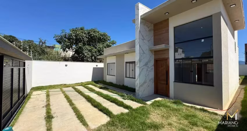 Vendo maravilhosa casa com 3 dormitórios e piscina no maria tury em rio das ostras