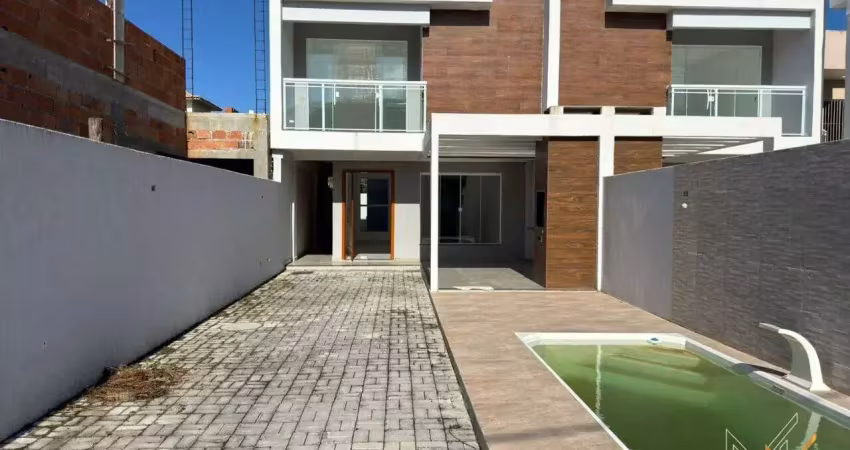 Vendo casa espetacular com 3 suítes e piscina em costa azul em rio das ostras
