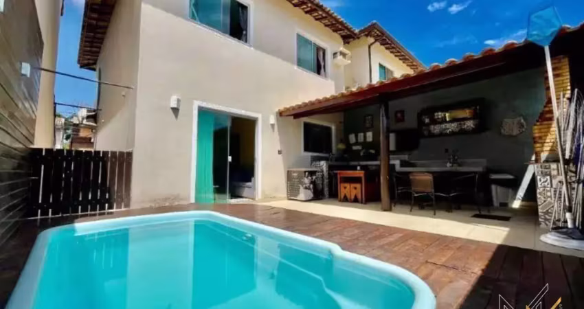 Vendo linda casa com 3 quartos e piscina na granja dos cavaleiros em macaé