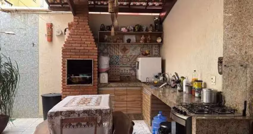 Casa com 3 quartos à venda no Santos Dumont I, Governador Valadares 