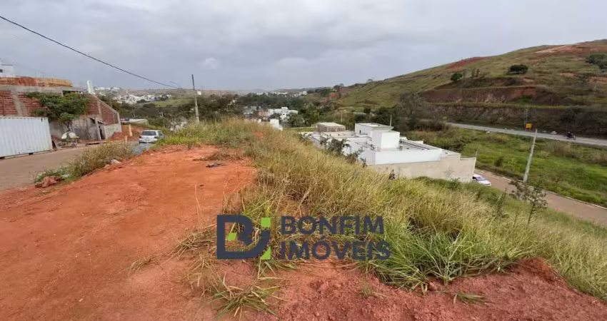 Terreno à venda no Morada do Vale III, Governador Valadares 