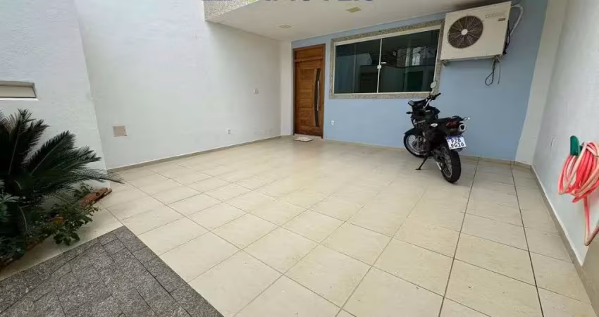 Casa com 3 quartos à venda na Cidade Nova, Governador Valadares 