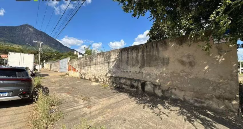 Terreno à venda na Vila Isa, Governador Valadares 