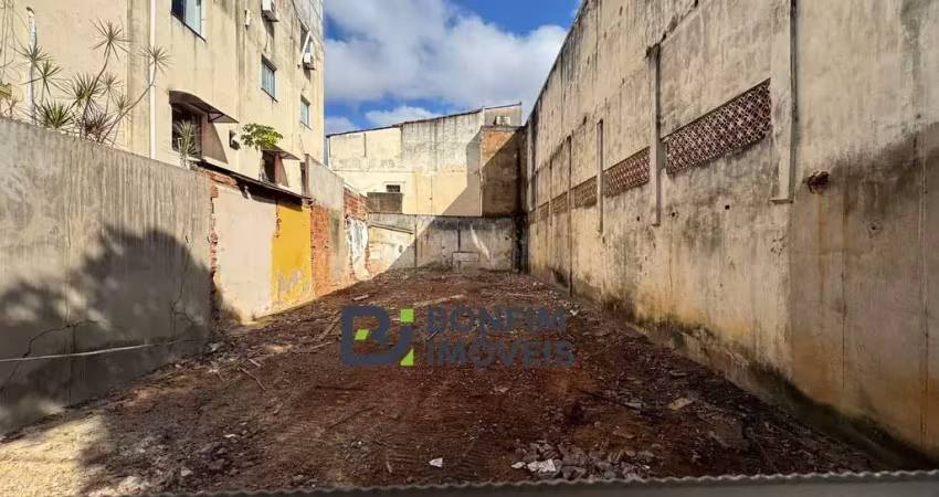 Terreno 201 m² próximo à catedral e colégio presbiteriano apenas 480 mil