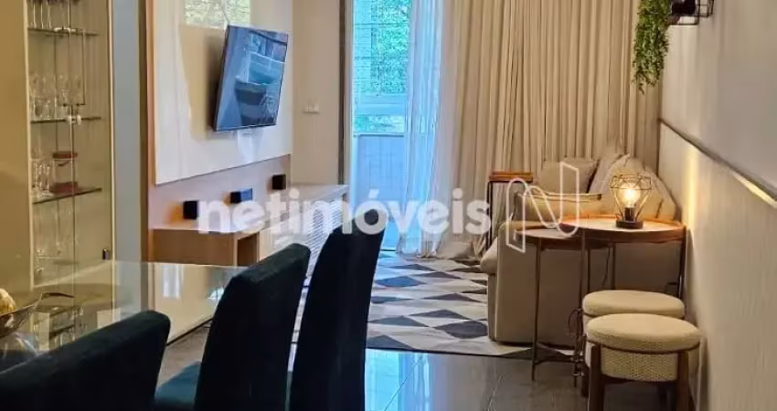 Lindo e Amplo 03 Qtos Suíte Varandão Elevador Oportunidade Única
