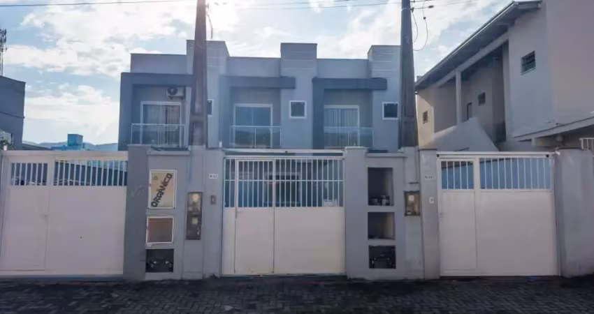 Casa com 2 quartos à venda na Rua 444, 400, Morretes, Itapema
