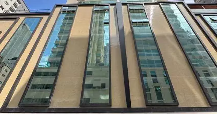 Apartamento com 3 quartos à venda na Rua 254, 400, Meia Praia, Itapema