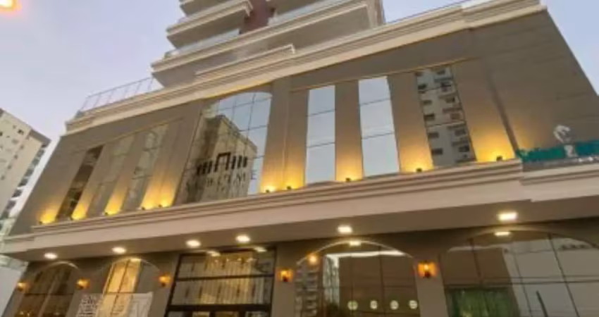 Apartamento com 3 quartos à venda na Rua 254, 415, Meia Praia, Itapema