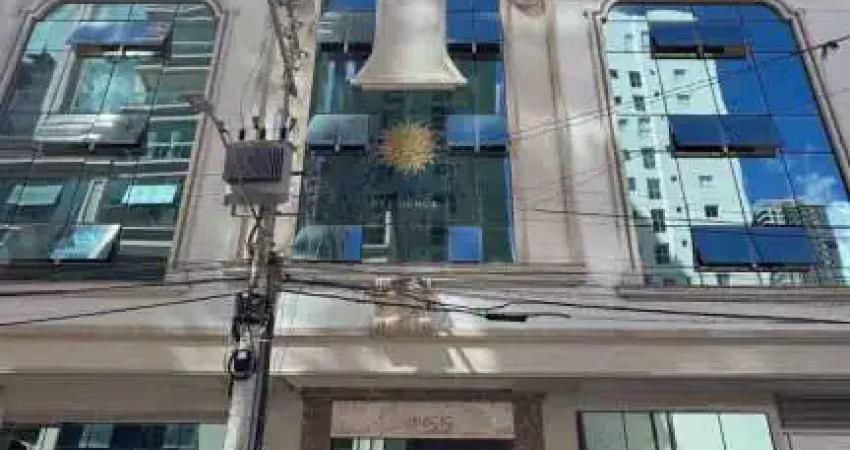 Apartamento com 4 quartos à venda na Rua 305, 153, Meia Praia, Itapema