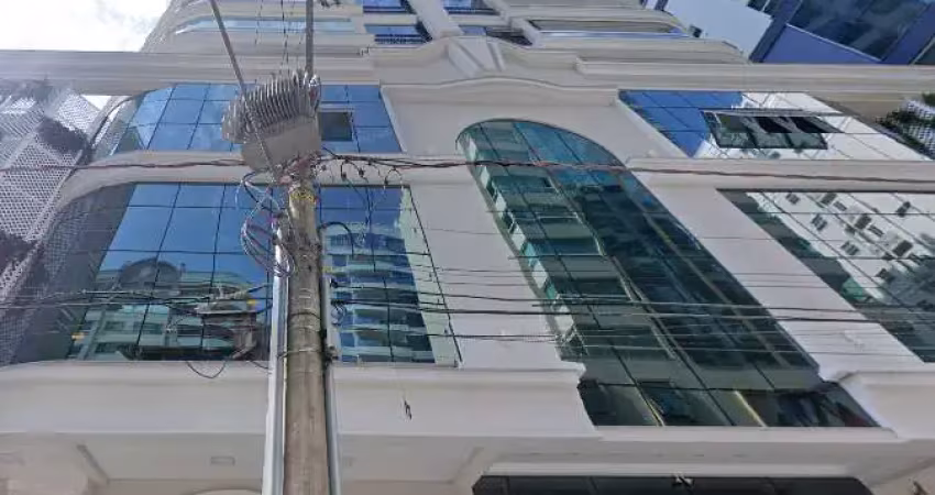 Apartamento com 4 quartos à venda na Rua 315, 121, Meia Praia, Itapema