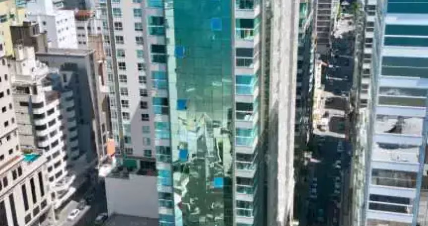 Apartamento com 4 quartos à venda na Rua 234, 35, Meia Praia, Itapema