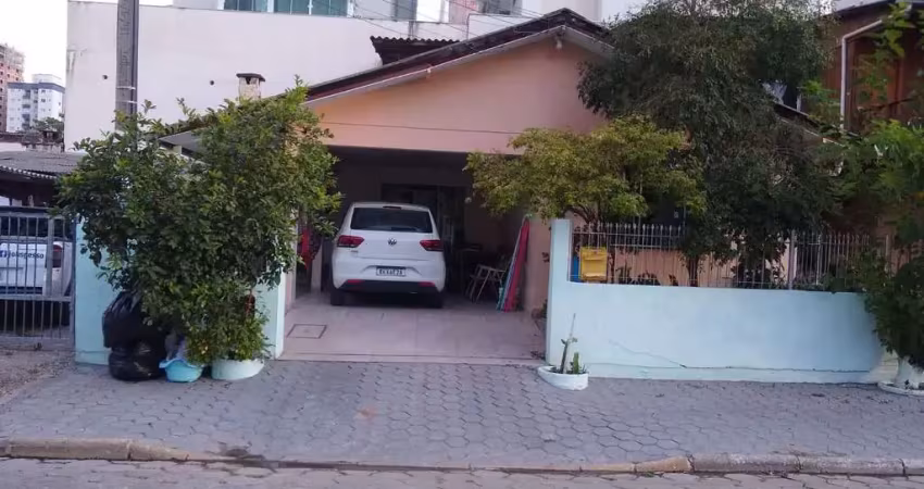 Casa em condomínio fechado com 7 quartos à venda na Rua 290, 395, Meia Praia, Itapema
