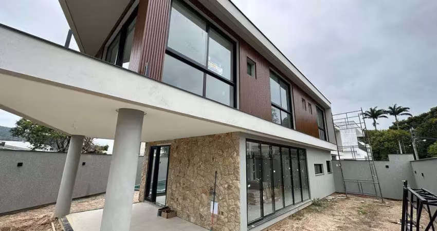 Casa à venda 1 vaga, 160m², balneário pereque, porto belo - sc