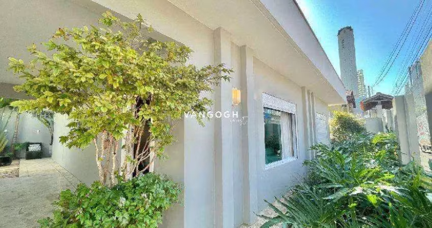 Casa com 4 quartos à venda na Rua 2000, 910, Centro, Balneário Camboriú