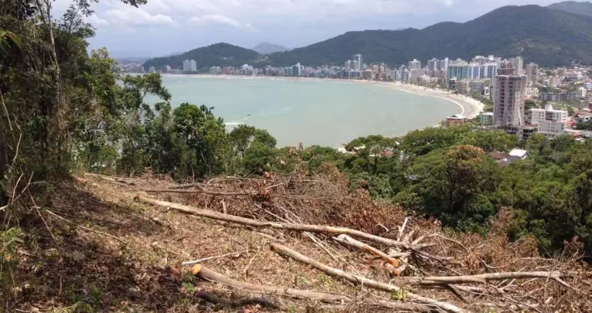 Terreno à venda na Rua 109 Q, Canto da Praia, Itapema
