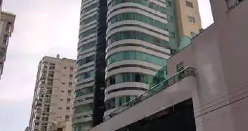 Apartamento com 3 quartos à venda na Rua 280, 138, Meia Praia, Itapema