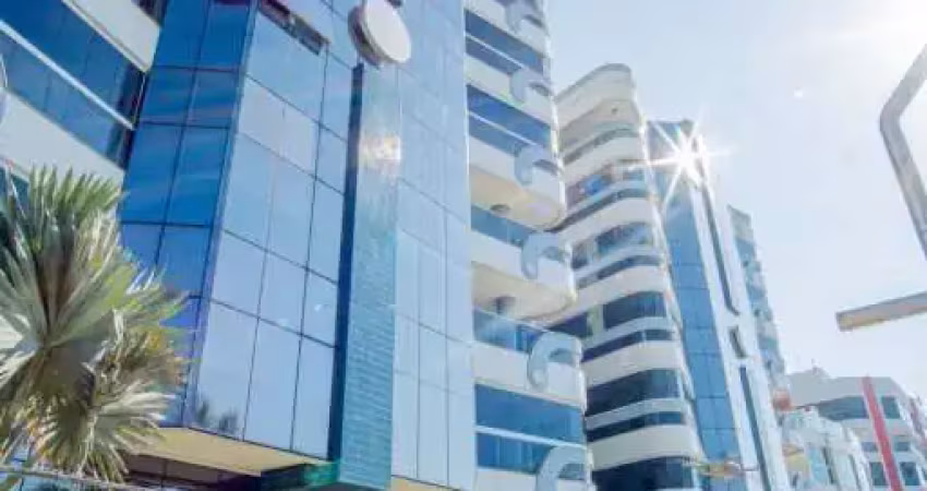 Apartamento com 3 quartos à venda na Rua 241, 34, Meia Praia, Itapema