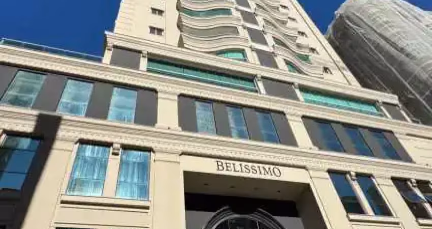 Apartamento com 4 quartos à venda na Rua 303, 195, Meia Praia, Itapema