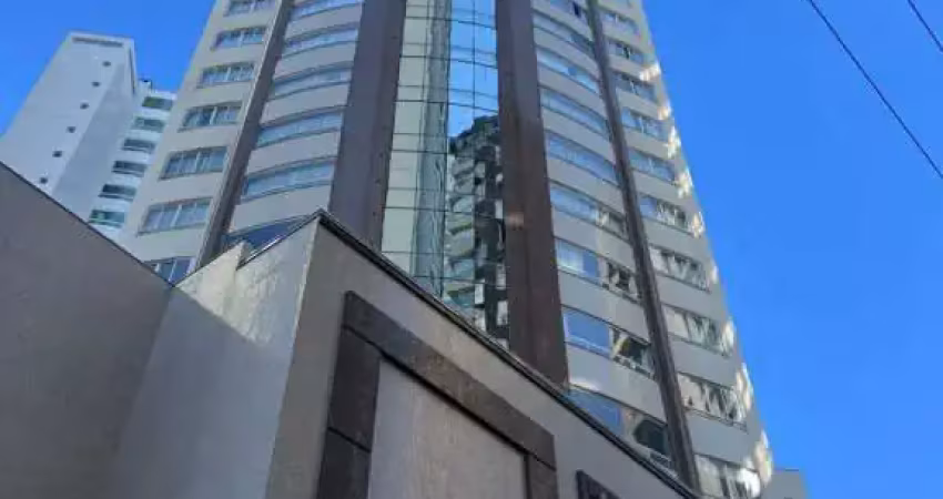 Apartamento com 3 quartos à venda na Rua 4400, 101, Centro, Balneário Camboriú