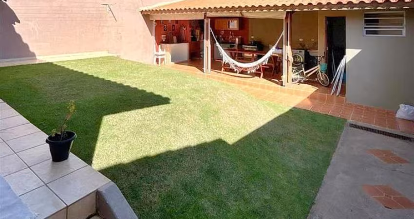 Casas para Financiamento para venda em Atibaia no bairro Jardim Santa Bárbara
