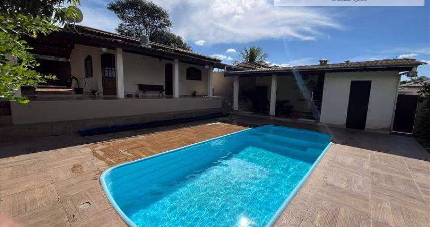 Casas de Campo para venda em Atibaia no bairro Usina