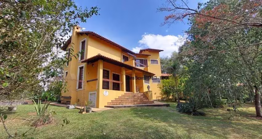 Casa de alto padrão – condomínio fechado em ibiúna-sp