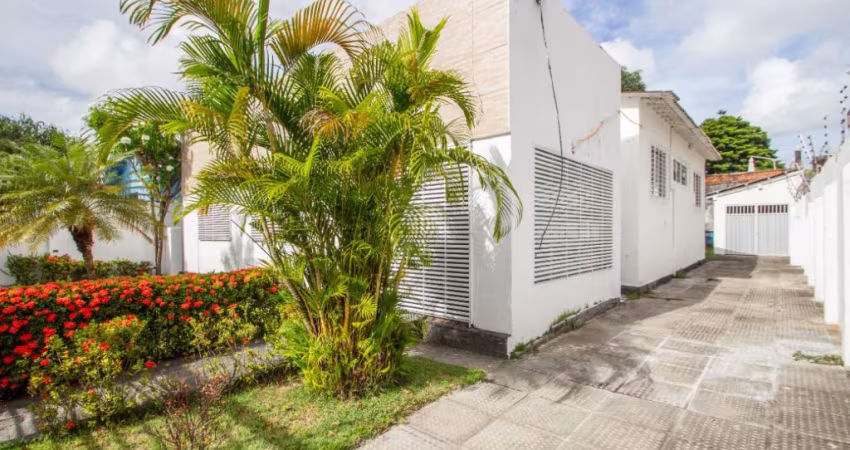 Casa Ilha do Leite | 230m²| Clínicas, Consultórios, Escritórios. Prox. Hospital UNIMED