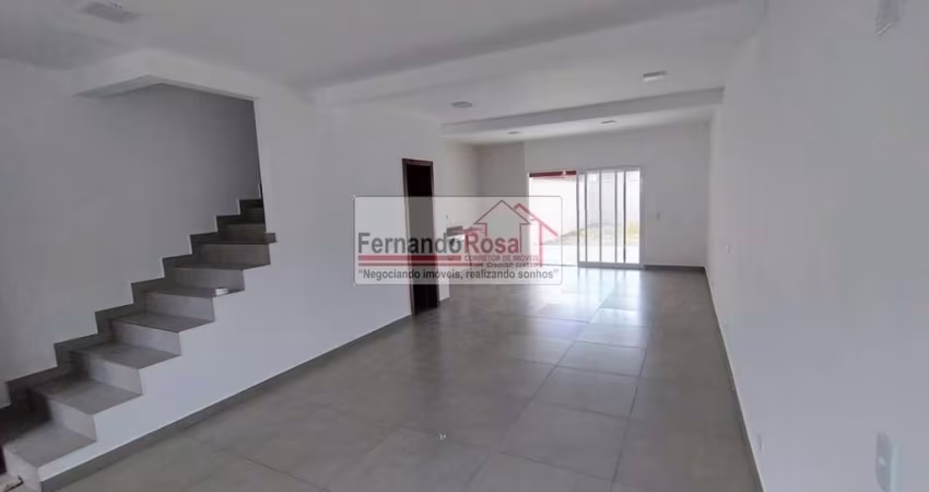 Sobrado para Venda em São Sebastião, Enseada, 3 dormitórios, 2 suítes, 3 banheiros, 1 vaga